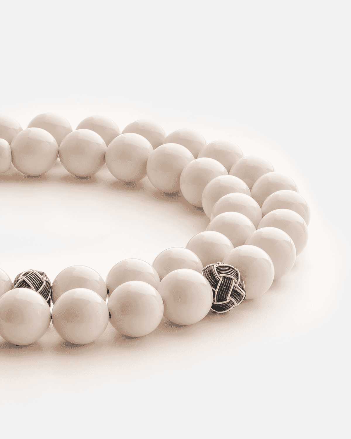 سبحة بكلايت الألماني بلون أبيض | images parameters