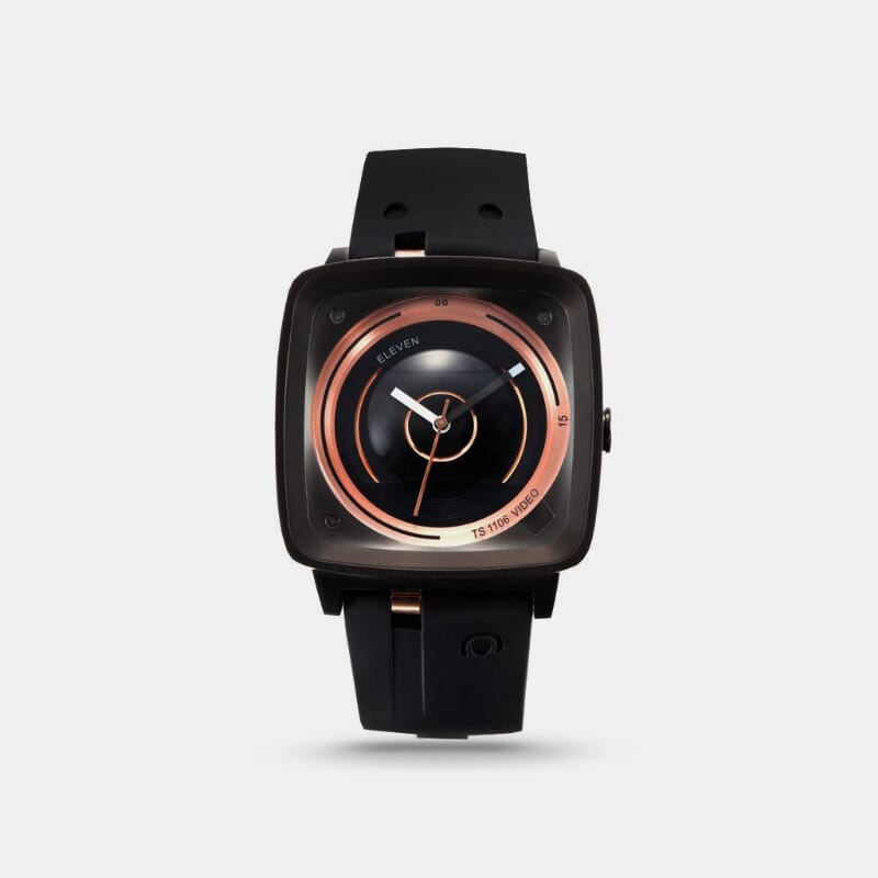 ‎ ساعة رجالية بتصميم أنيق بلون أسود