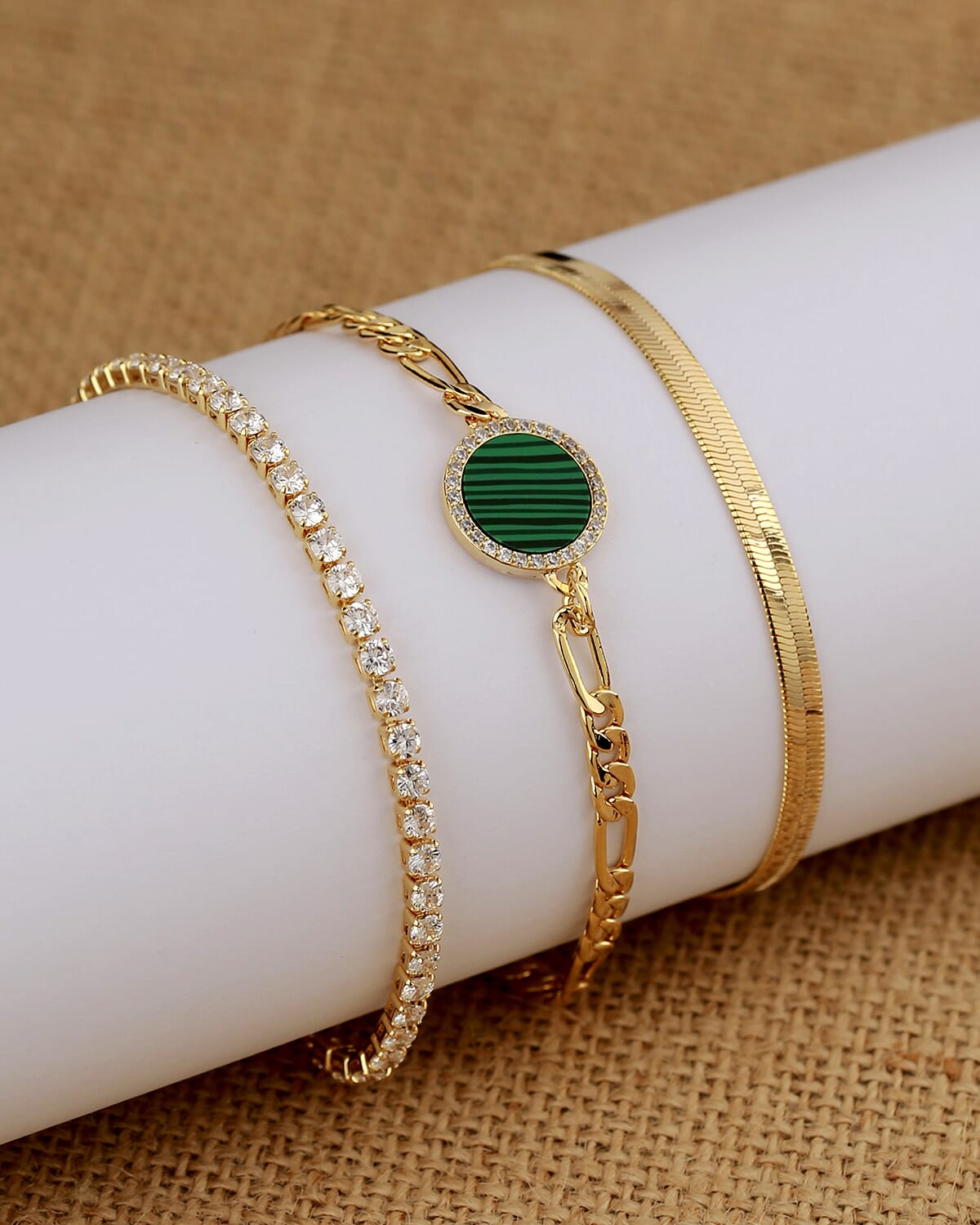 ‎ هدية نسائية بتصميم أنيق من الفي